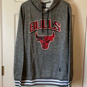 Ultra Game NBA Official Unisex Chicago Bulls Pullover Hoodie Sweatshirt Size L
